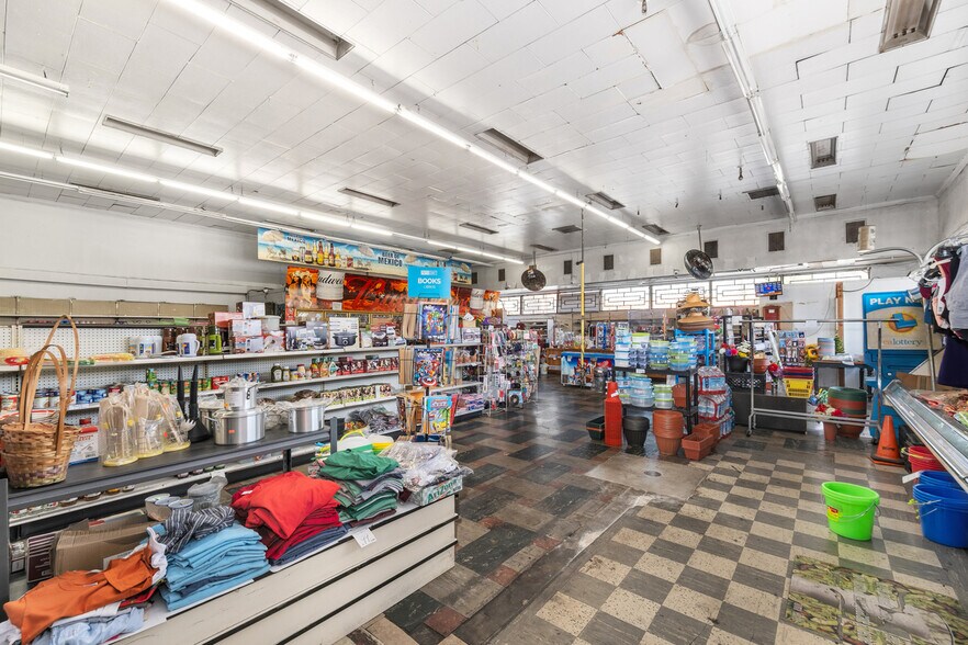 More Photos Of 5658 Clara St, Bell Gardens Supermarket For Sale