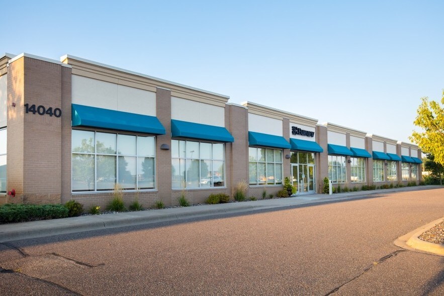 Primary Photo Of 14020 Northdale Blvd, Rogers Medical For Lease