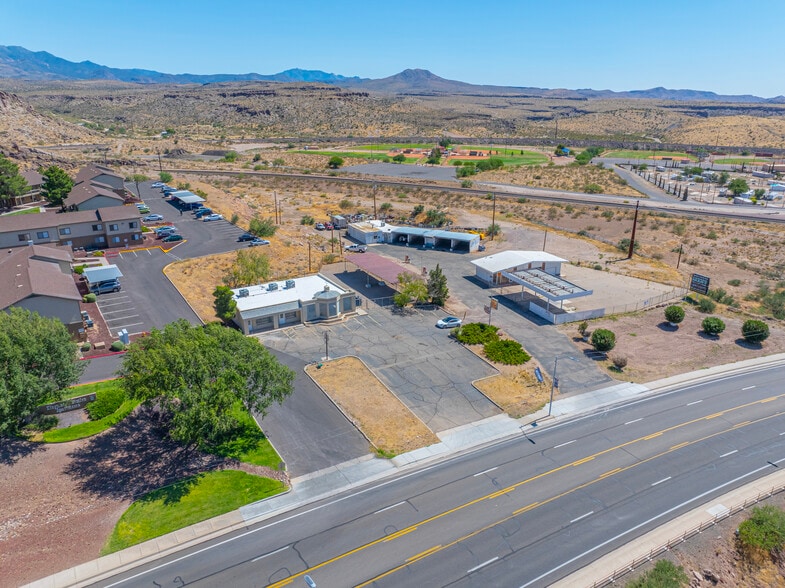 More Photos Of 1200 E Andy Devine Ave, Kingman Office For Sale