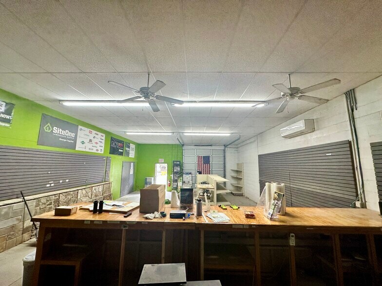 More Photos Of 10327 NC 211 Hwy, Aberdeen Warehouse For Sale