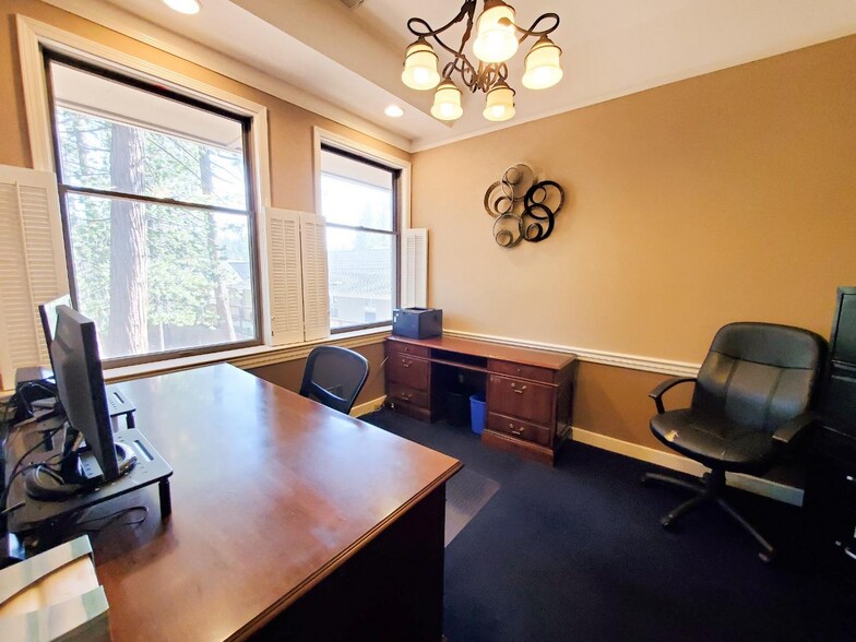 More Photos Of 565 Brunswick Rd, Grass Valley Office For Sale