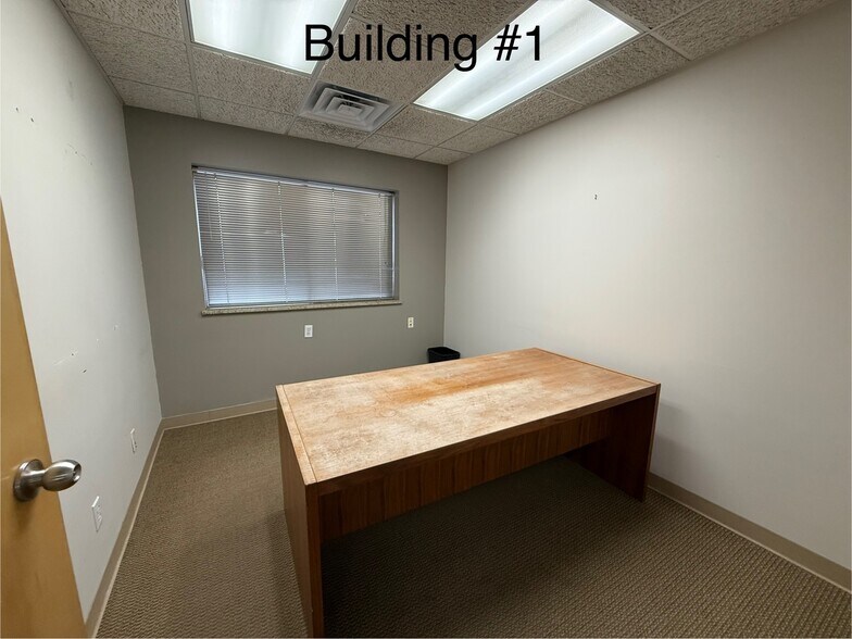 More Photos Of 333 Atlas Ave, Madison Warehouse For Lease