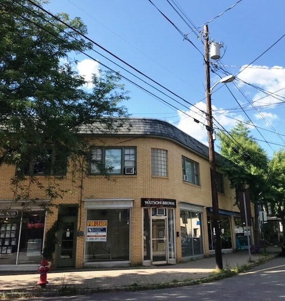 Primary Photo Of 59 Bridge St, Frenchtown Storefront Retail Office For Lease