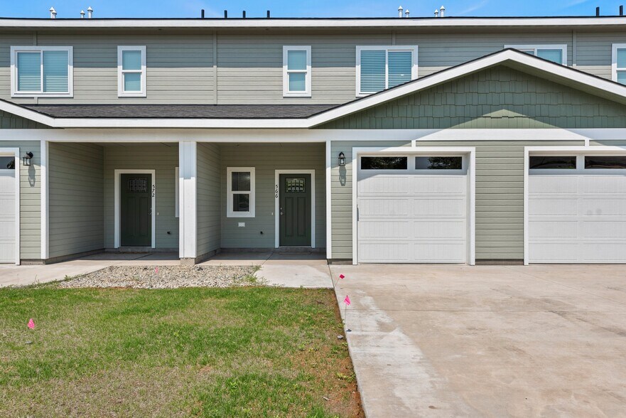 More Photos Of 560 Park Springs Ave, Baker City Apartments For Sale