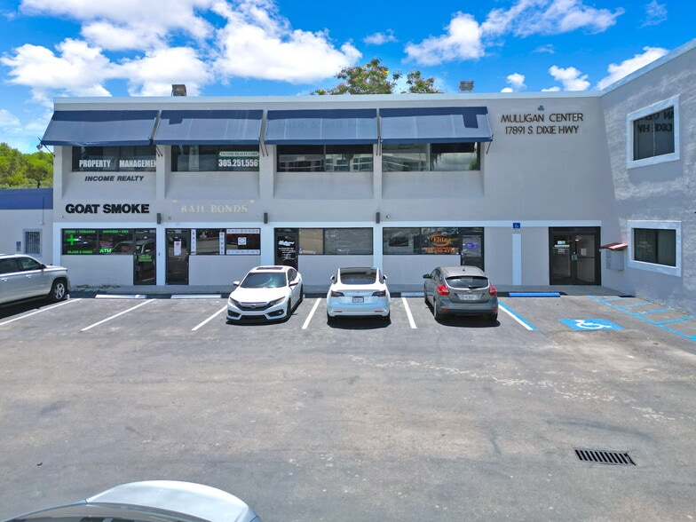 More Photos Of 17891 S Dixie Hwy, Miami Office For Sale