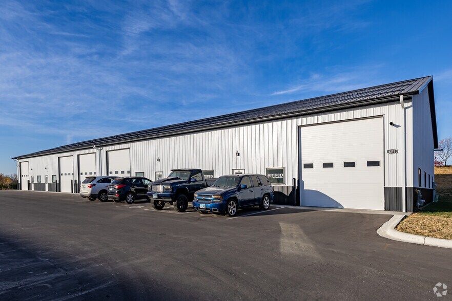 Primary Photo Of 6215 34th Ave NW, Rochester Industrial For Lease