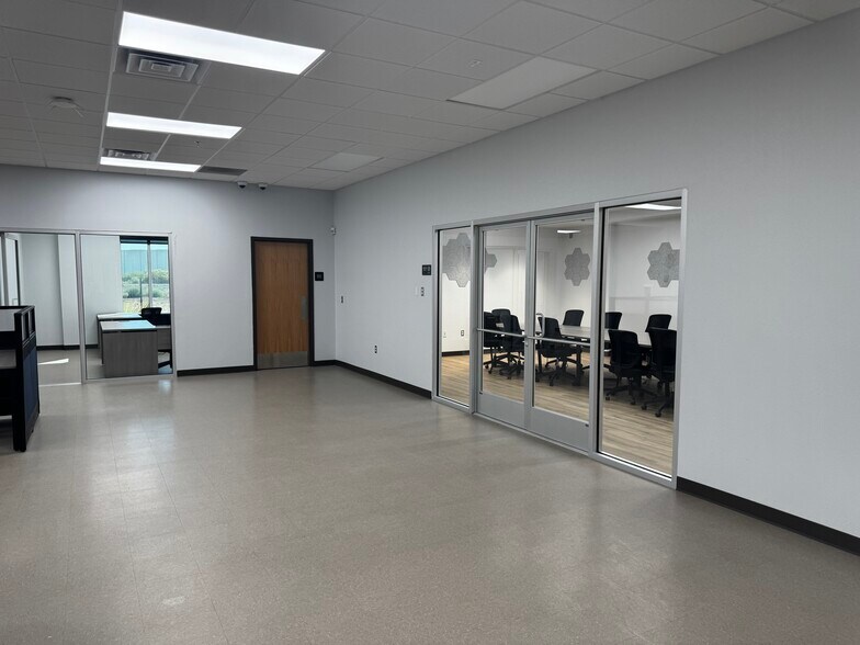 More Photos Of 4701 Avenida Divisadero, Santa Teresa Office For Lease