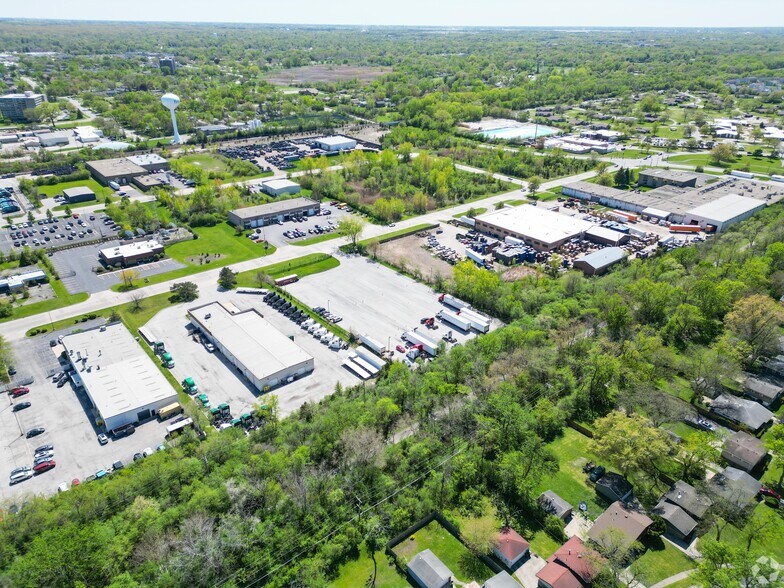 More Photos Of 68 North St, Park Forest Parking Lot For Sale