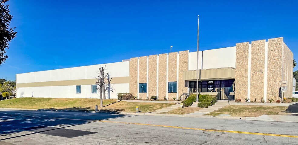 More Photos Of 521 Atlas St, Monterey Park Manufacturing For Lease