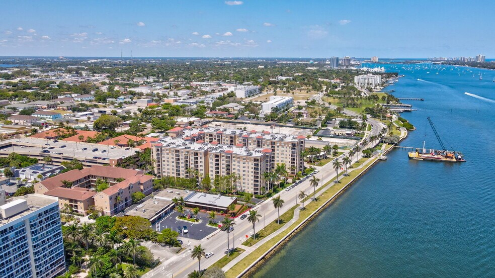 More Photos Of 1804 N Dixie Hwy, West Palm Beach Office For Sale