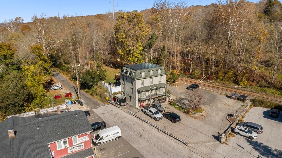 More Photos Of One Tuck's Rd, Brookfield Multifamily For Sale