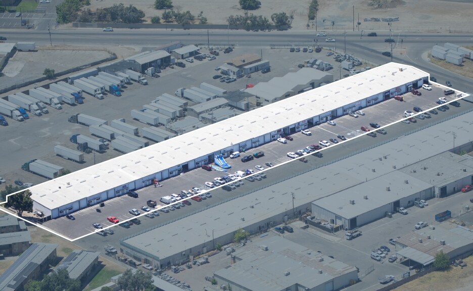 Primary Photo Of 3164 N Marks Ave, Fresno Warehouse For Sale