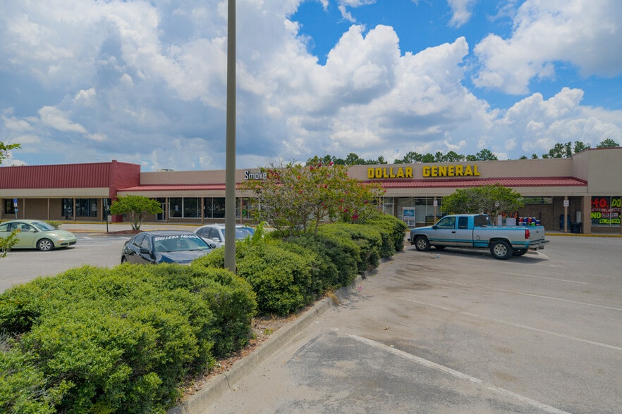 More Photos Of 291-311 Blanding Blvd, Orange Park General Retail For Lease