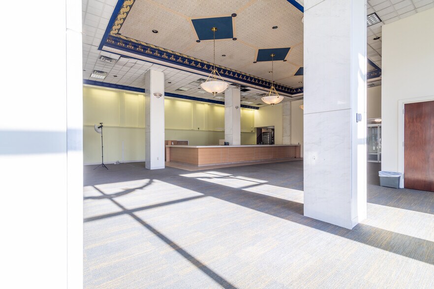 More Photos Of 100 N 4th St, Steubenville Office For Sale