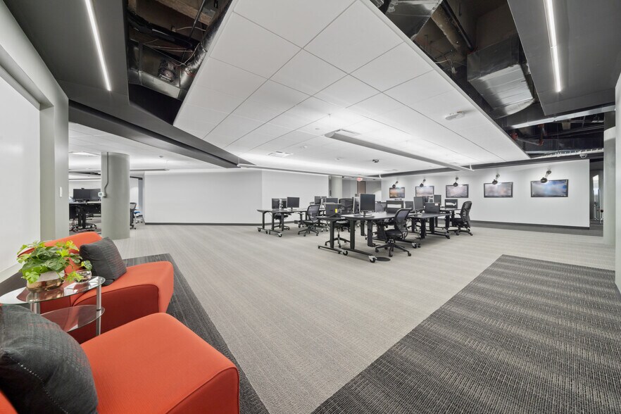 More Photos Of 7620 Guadalupe St, Austin Office For Lease