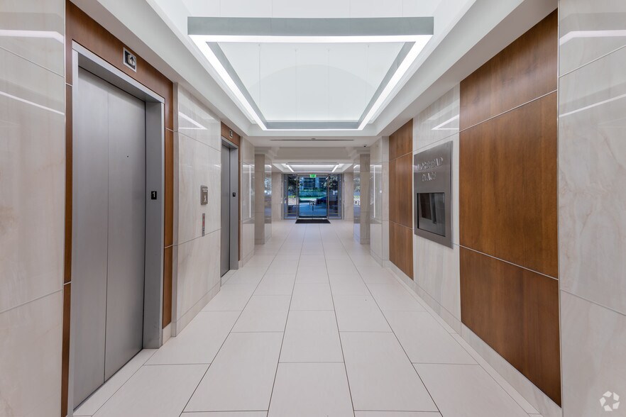 More Photos Of 521 E Morehead St, Charlotte Office Residential For Lease