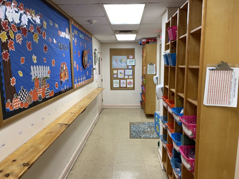 More Photos Of 1101 & 1105 Balsam Rd, Columbia Schools For Sale