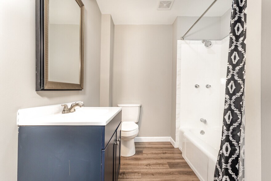 More Photos Of 6603 Dixie Hwy, Florence Freestanding For Sale