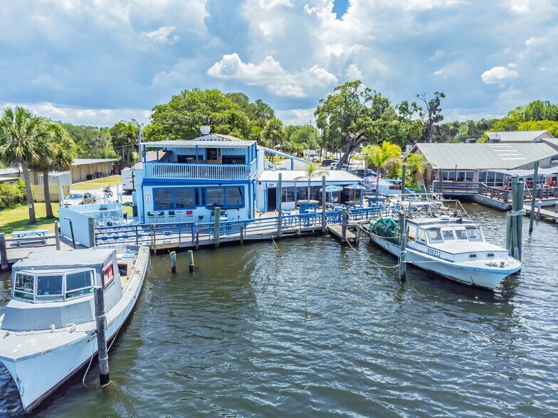 Primary Photo Of TREADWAY DR US 19, Port Richey Restaurant For Sale
