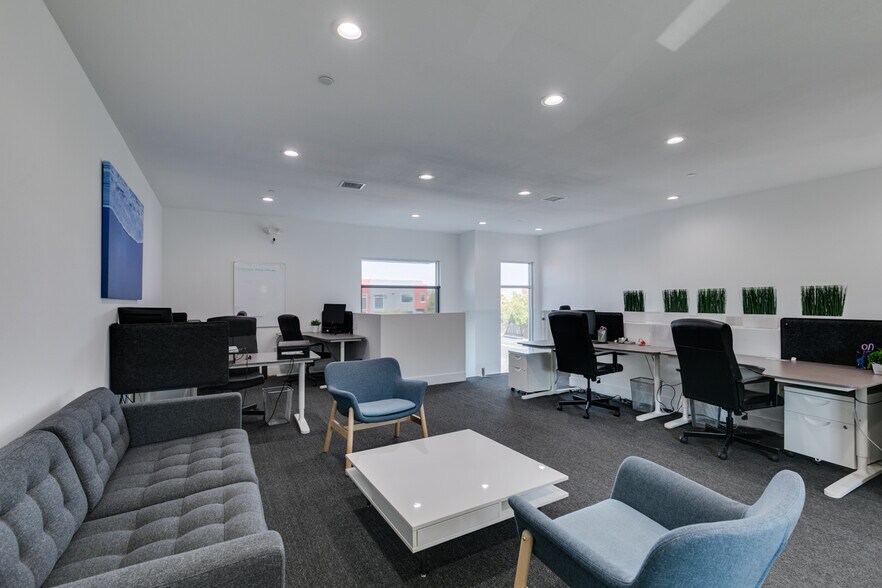 More Photos Of 7318 W Post Rd, Las Vegas Loft Creative Space For Sale