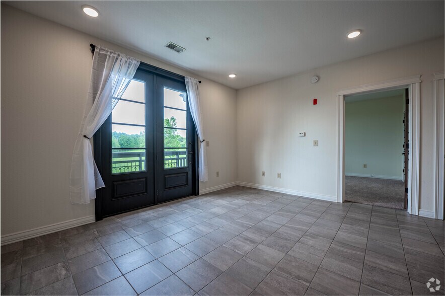 More Photos Of 3105 S Sare Rd, Bloomington Apartments For Lease