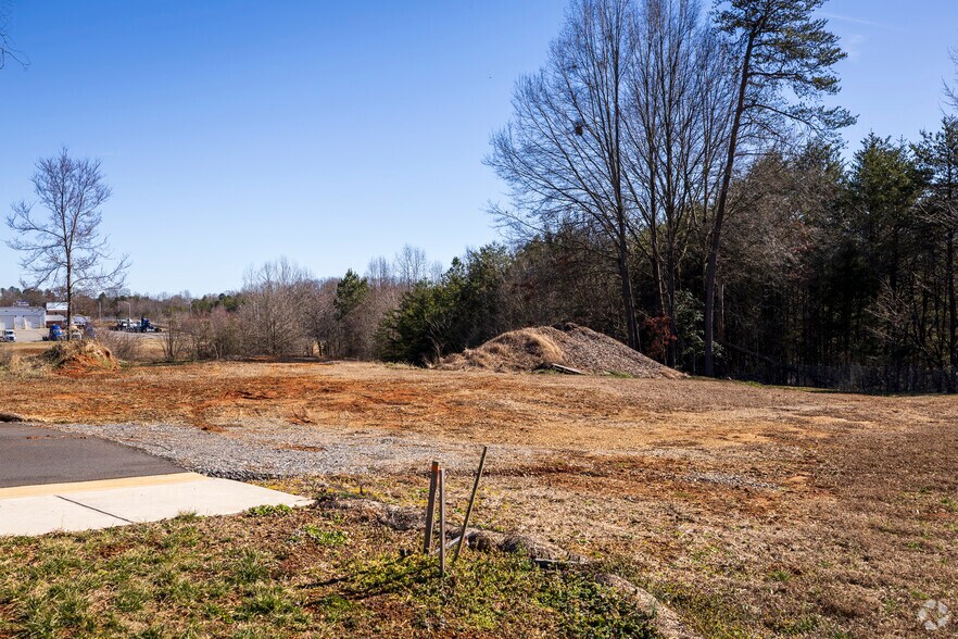 Primary Photo Of 324 Bakery, Statesville Land For Lease