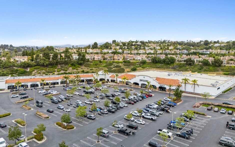 More Photos Of Oso Pky @ Marguerite Pky, Mission Viejo Unknown For Lease