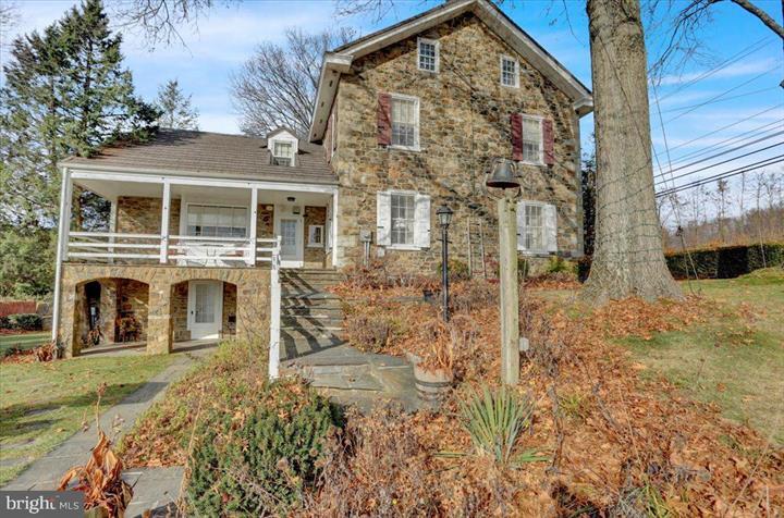 More Photos Of 1160 Old Bernville Rd, Reading Showroom For Sale