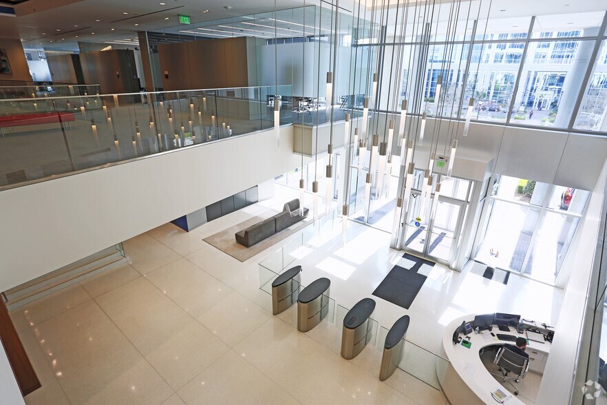 More Photos Of 11225 N Community House Rd, Charlotte Office For Lease