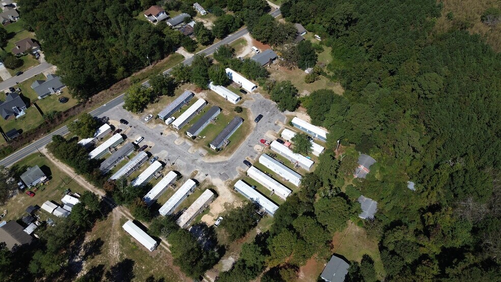 More Photos Of 5602 Hardwick Ln, Fayetteville Manufactured Housing Mobile Home Park For Sale