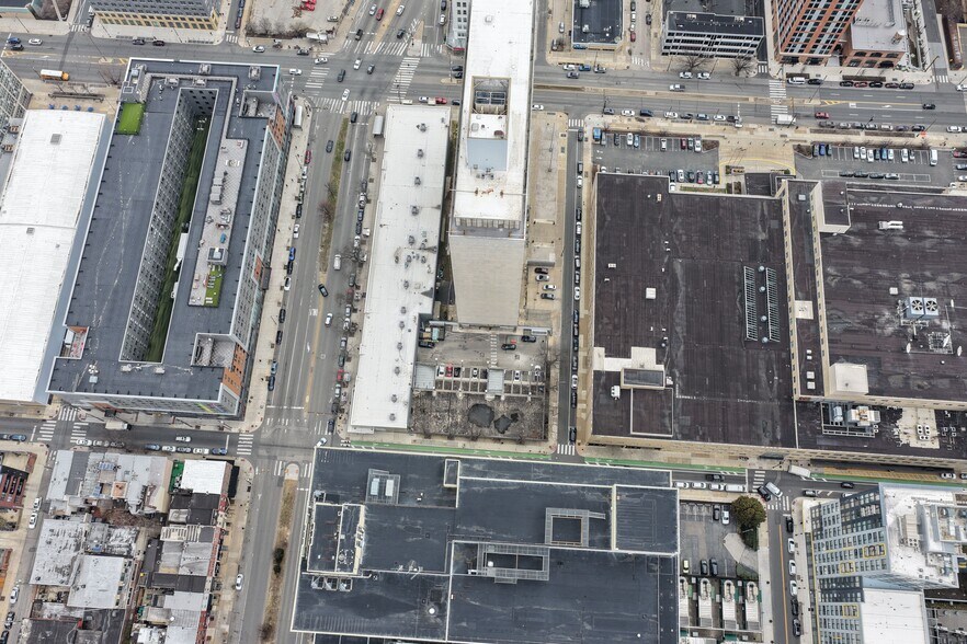 More Photos Of 513 N 15th St, Philadelphia Parking Garage For Sale