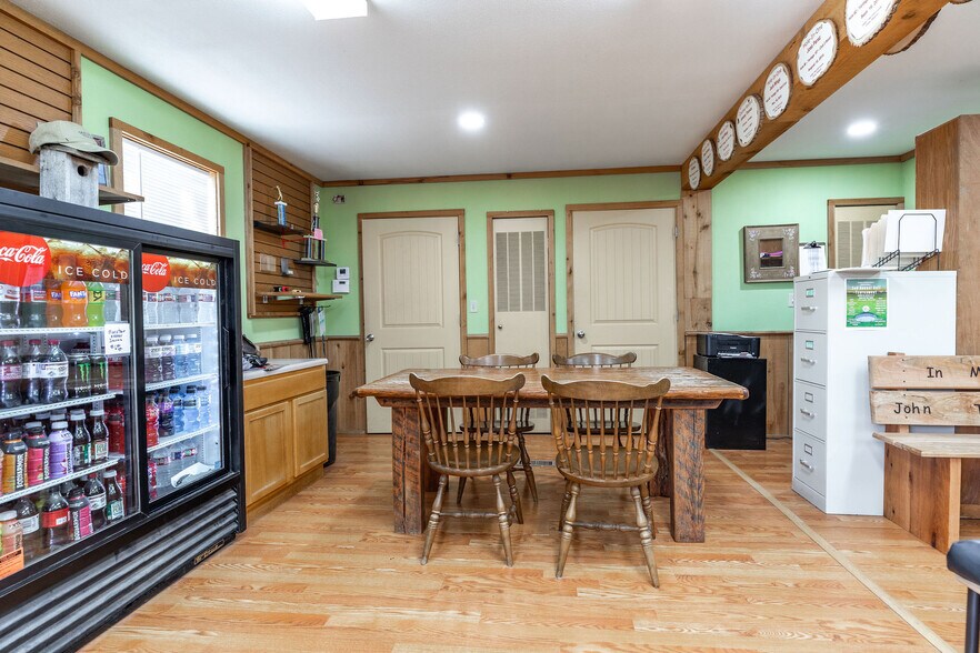 More Photos Of 1211 Cox Ford Rd, Crane Specialty For Sale