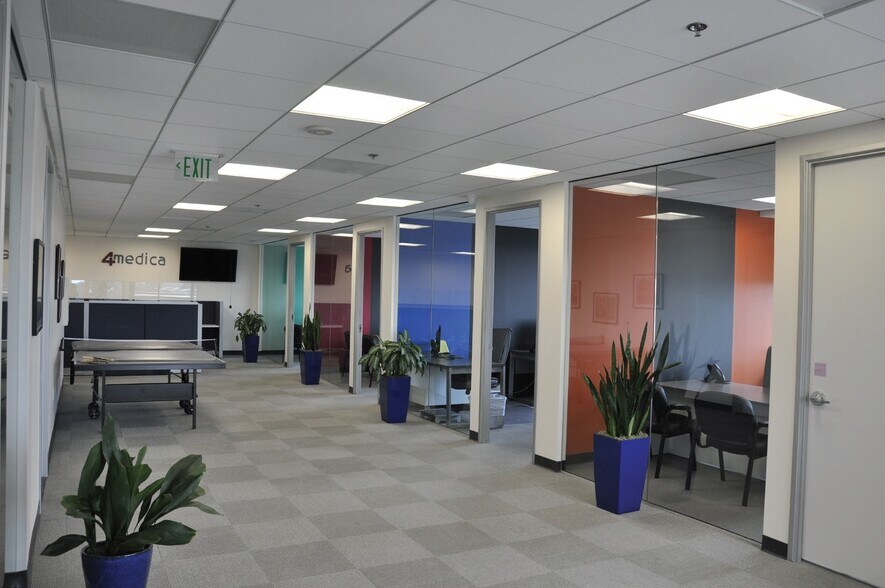 More Photos Of 13160 Mindanao Way, Marina Del Rey Medical For Lease