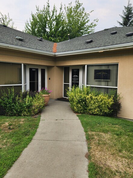 More Photos Of 700 E Mountain View Ave, Ellensburg Medical For Lease