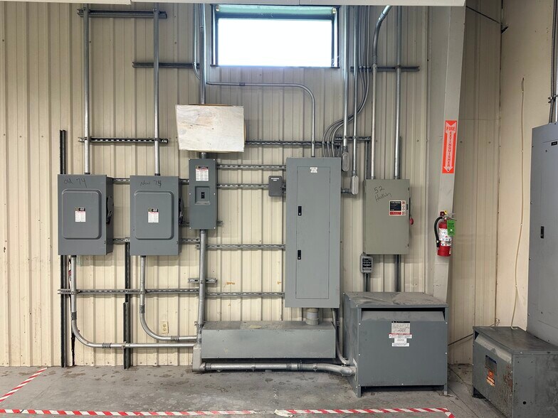 More Photos Of 1980 S West Blvd, Vineland Manufacturing For Lease