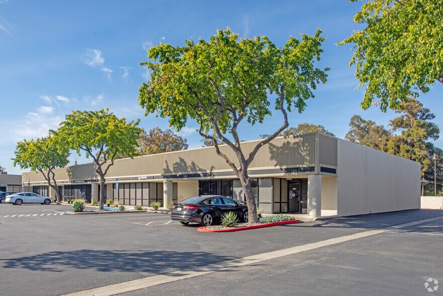 Primary Photo Of 780 Montague Expy, San Jose Showroom For Lease