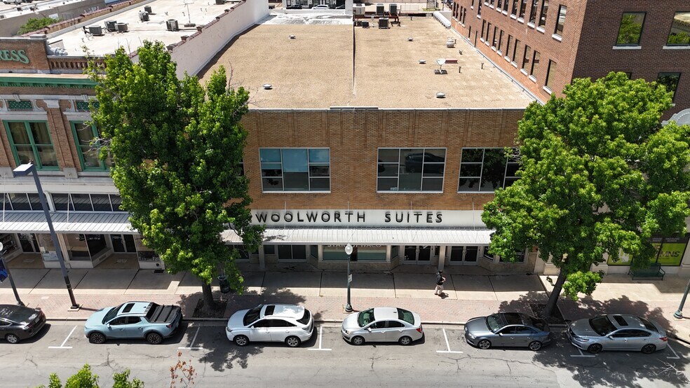 More Photos Of 605 Austin Ave, Waco Storefront Retail Office For Sale