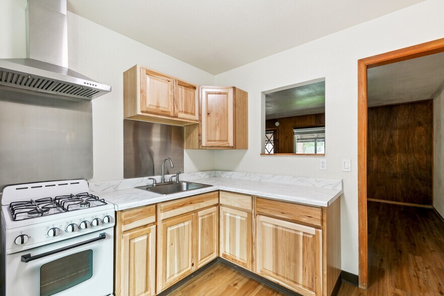 More Photos Of 1222 Sierra Blvd, South Lake Tahoe Apartments For Sale