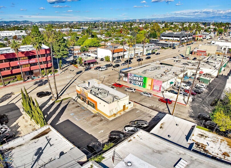 More Photos Of 13300 W Washington Blvd, Los Angeles Freestanding For Sale