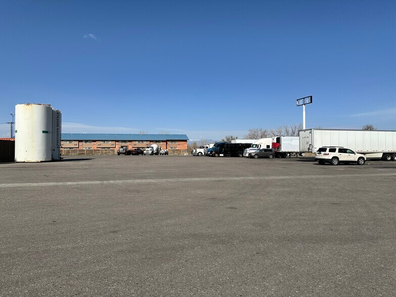More Photos Of 3851 119th Hwy, Longmont Service Station For Sale