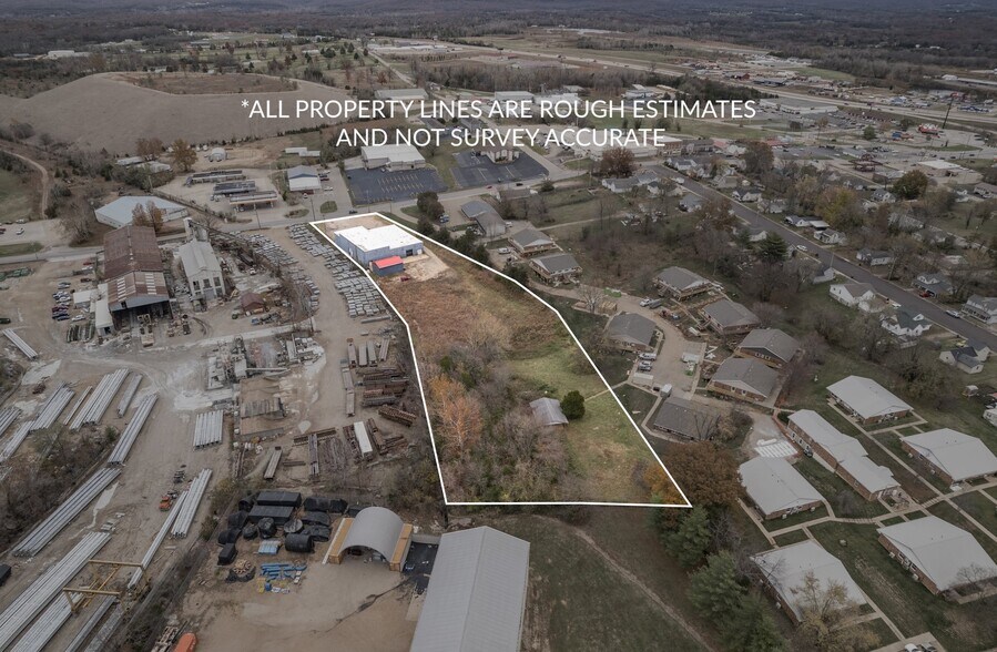 More Photos Of 519 Benham St, Bonne Terre Light Manufacturing For Sale