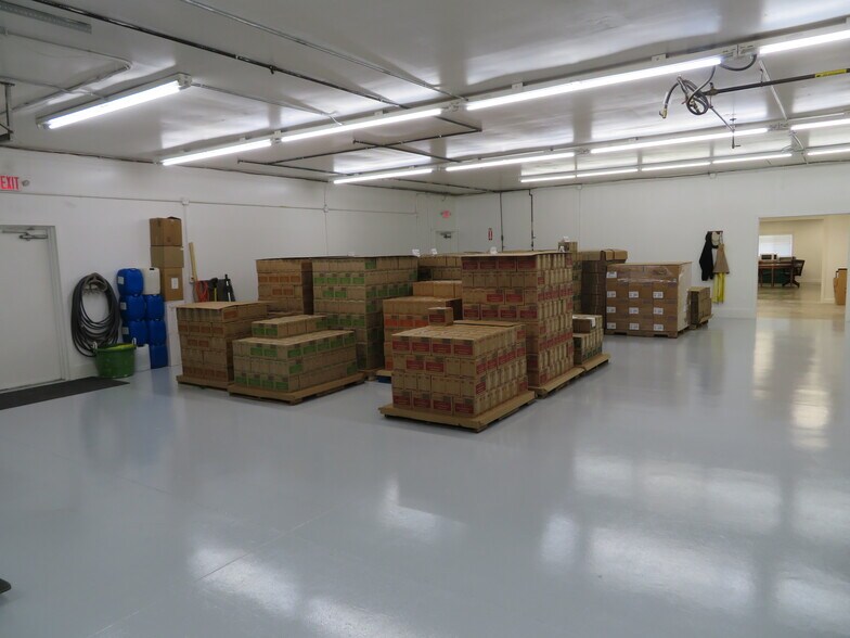 More Photos Of 100 Homestead Ave, Hillsboro Warehouse For Sale