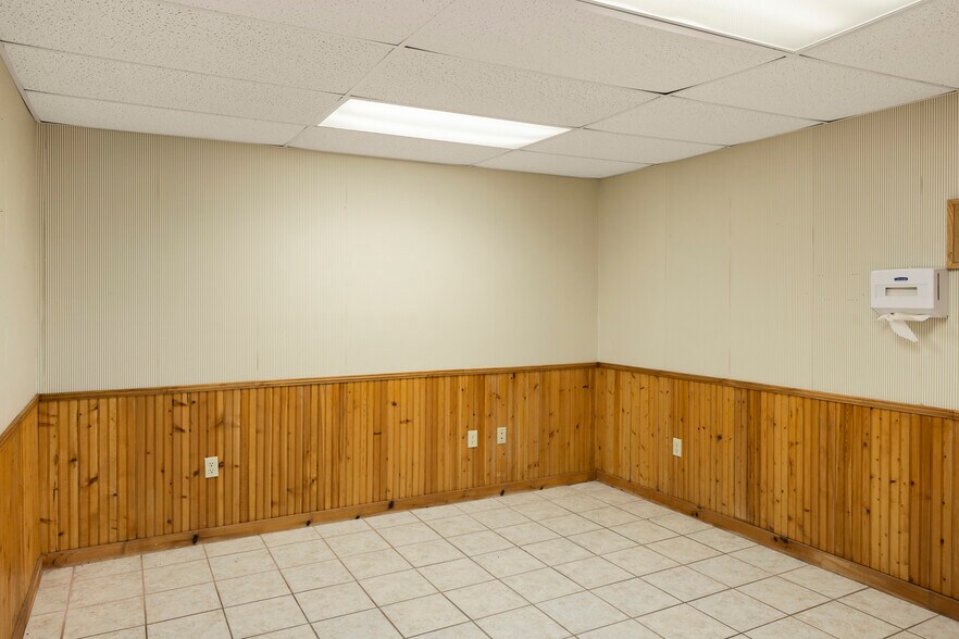 More Photos Of 2400 US Route 9, Hudson Office For Sale