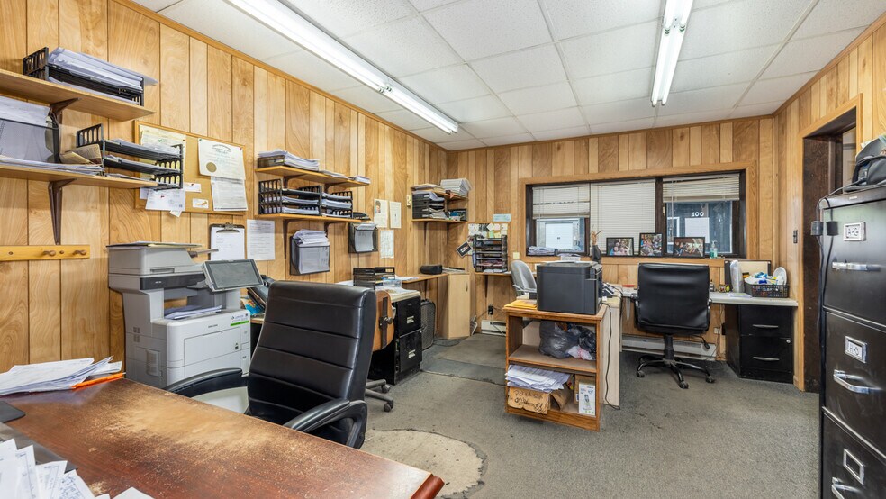 More Photos Of 101 W F St, Iron Mountain Specialty For Sale