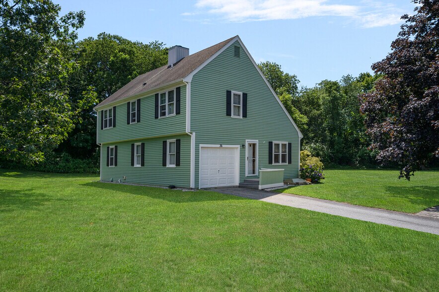 More Photos Of 46 Statue Way, Portsmouth Apartments For Sale