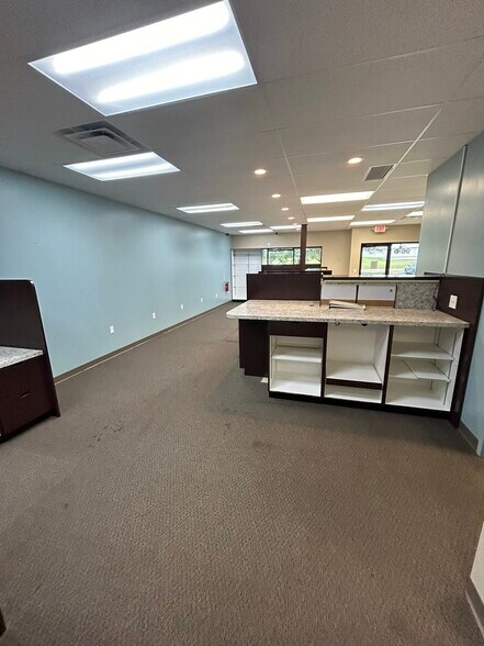 More Photos Of 96 Integrity Dr, Hebron Medical For Lease