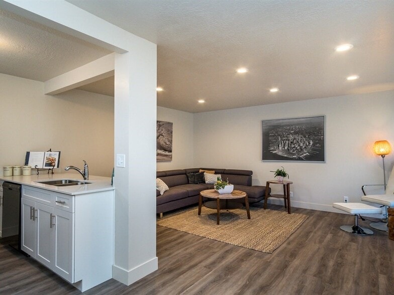 More Photos Of 3257 Harrison Blvd, Ogden Apartments For Sale