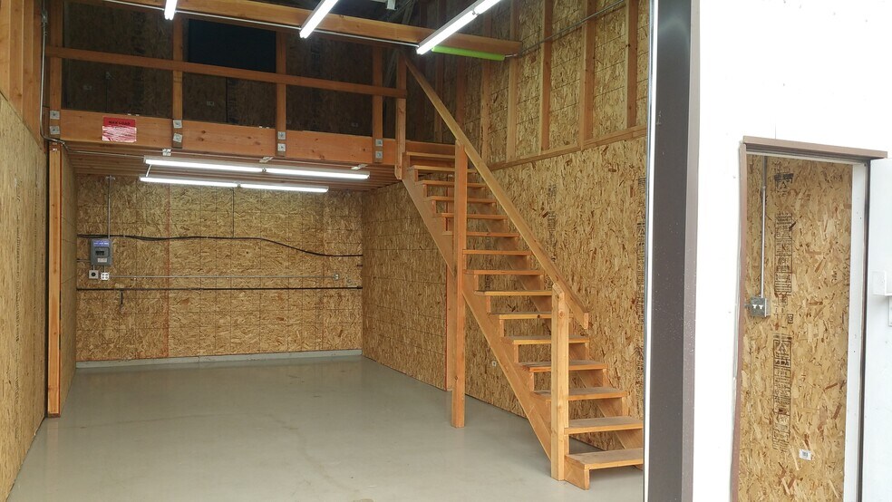 More Photos Of 311 E Reserve St, Vancouver Warehouse For Sale