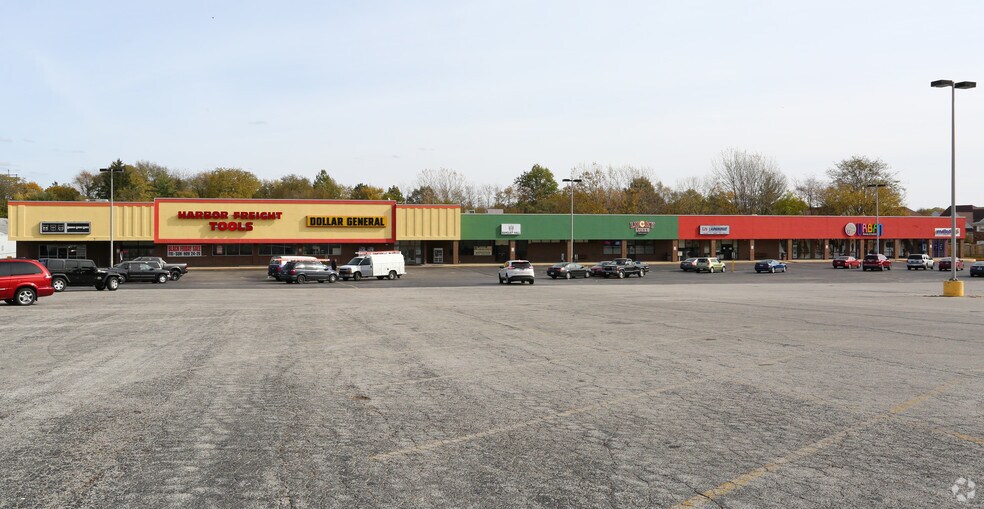 More Photos Of 1502-1508 N Cunningham Ave, Urbana Storefront For Sale