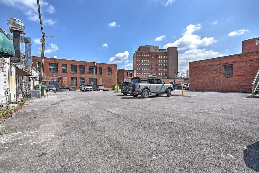 More Photos Of 531 State St, Bristol Storefront Retail Office For Sale